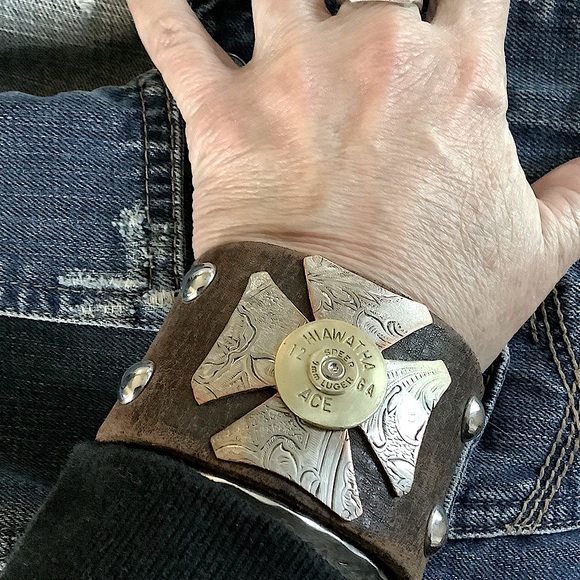 Leather cuff,up to 7” wrist - Picture 2 of 7